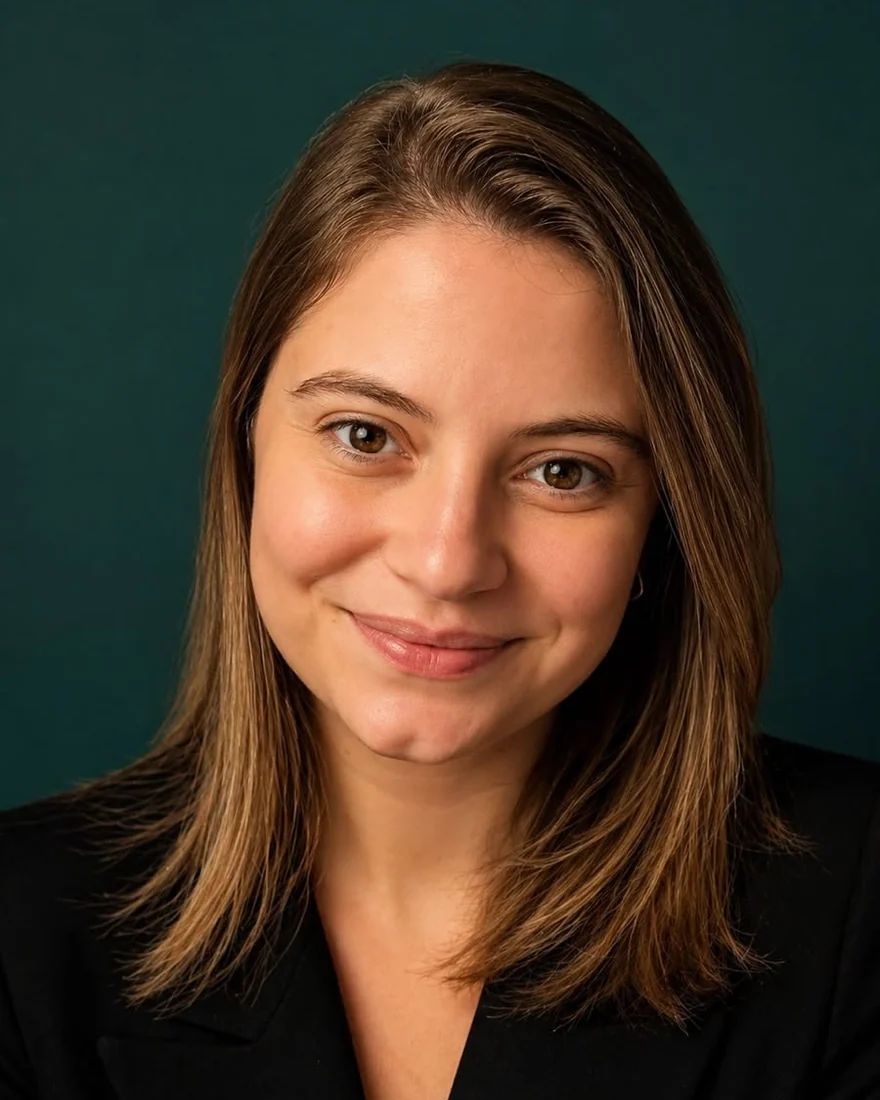 Retrato de Gabriela Oliveira, fonoaudióloga da Life Kids